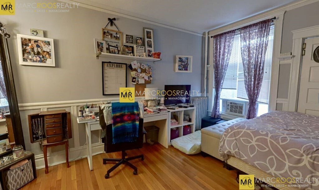 Building Photo - 59A Strathmore Rd