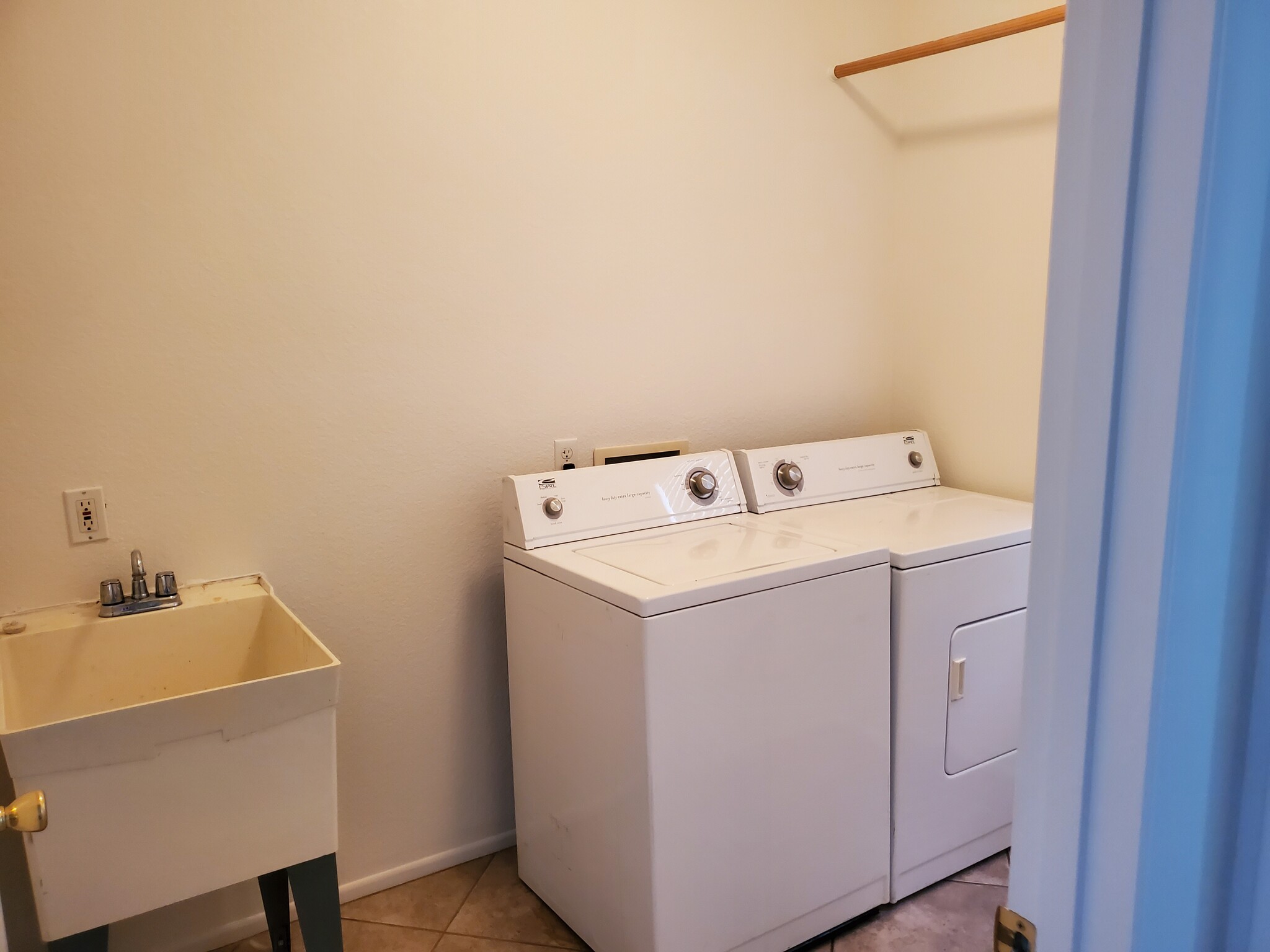 Laundry room - 6615 N 28th Dr