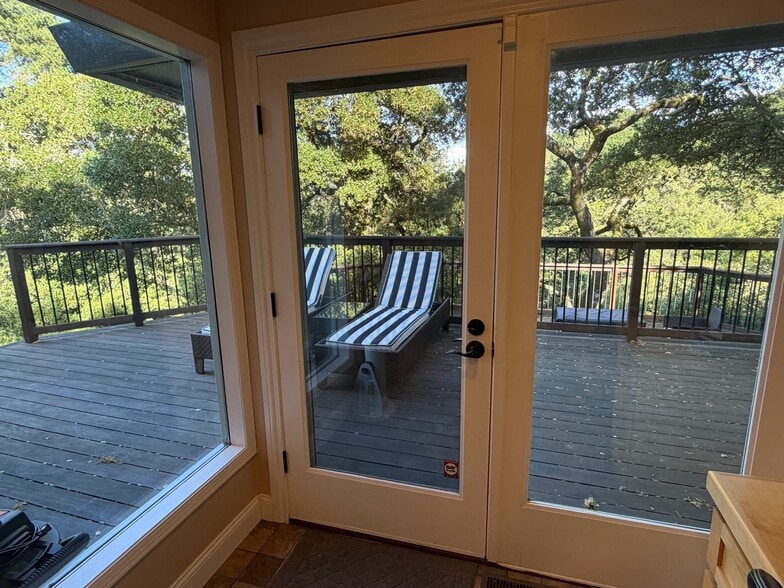 Building Photo - 125 Goodfellow Dr