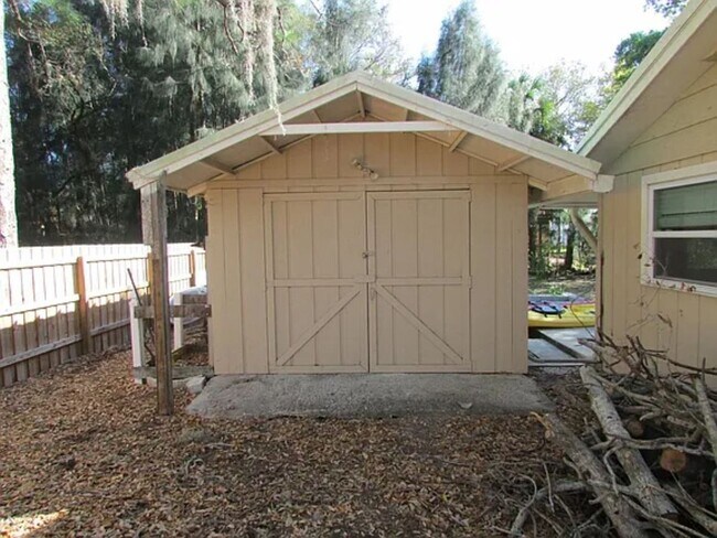 Building Photo - The Limestone House