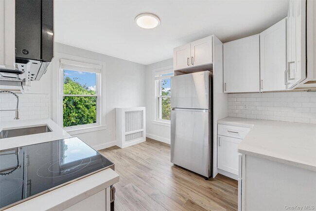 Building Photo - 69 Prospect St