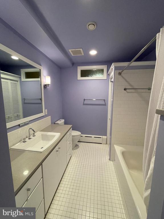 Building Photo - 2442 20th St NW