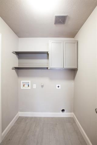 Building Photo - 1510 Syracuse Dr