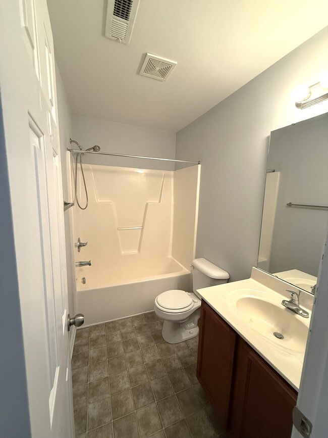 Building Photo - 8008 Banister Loop