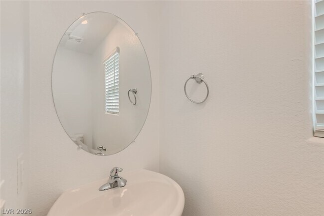 Building Photo - 313 Bay Village Pl