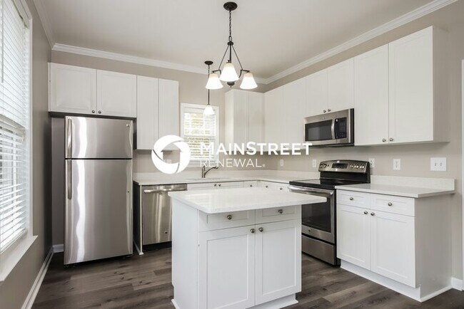 Building Photo - 208 McCarthy Dr