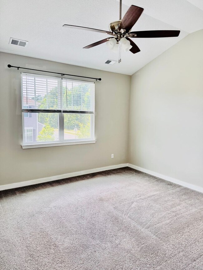 Building Photo - 1303 Tides Edge Ct