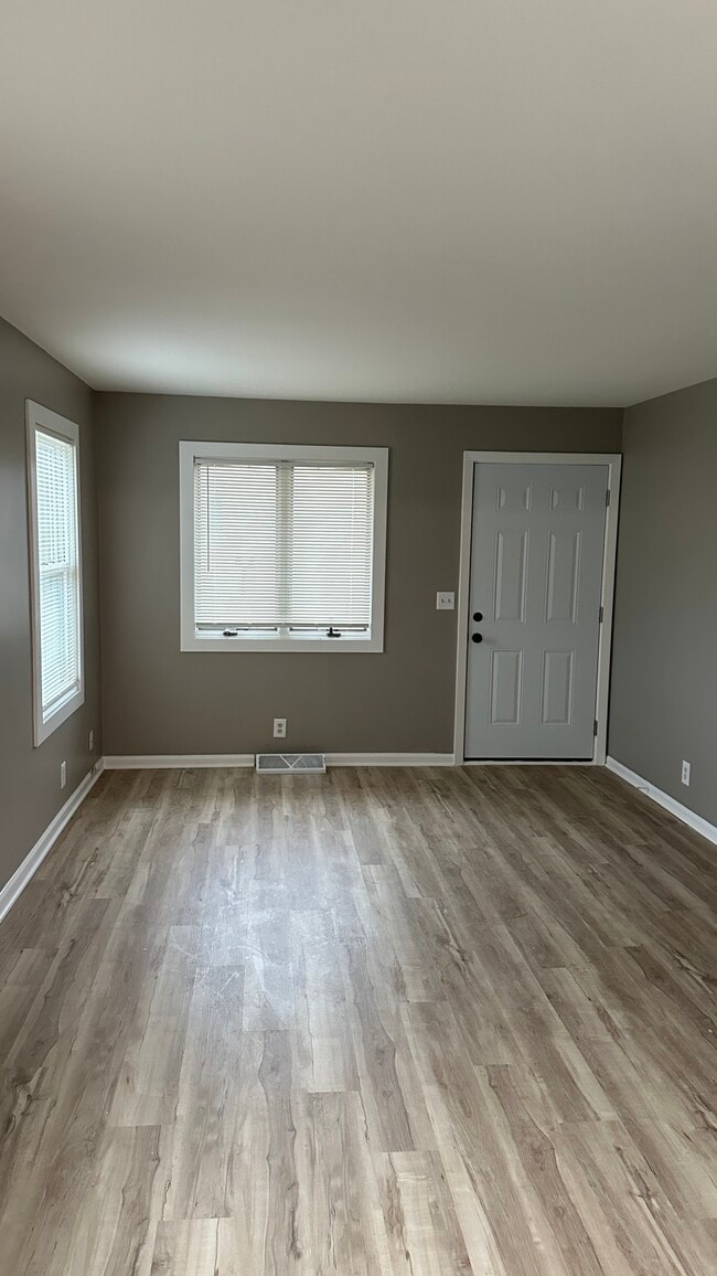 Building Photo - 528/530 W. 30th St