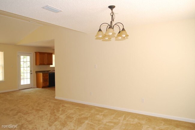 Building Photo - 3 br, 2 bath House - 13101 Andy Dr
