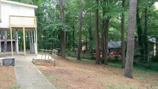 Building Photo - Large 4BR in Marietta
