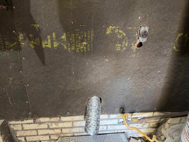 Building Photo - 34 Belmont Dr