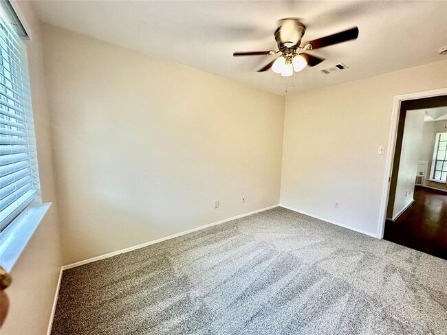 Building Photo - 11612 Fruitwood Pl