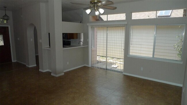 Building Photo - 7772 Park Falls Dr