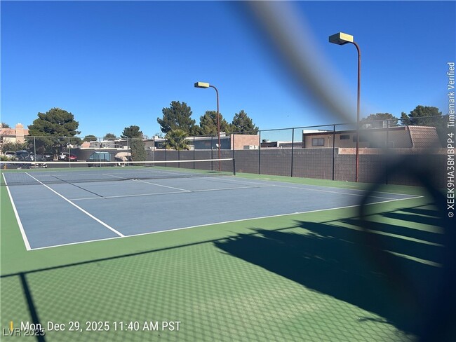 Building Photo - 3251 Dawnflower St