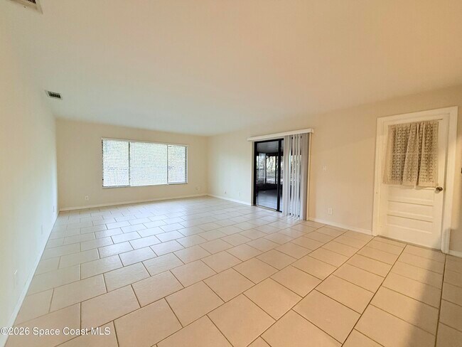 Building Photo - 255 S Tropical Trail