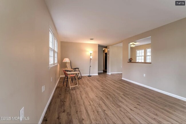 Building Photo - 8B Maplewood Dr