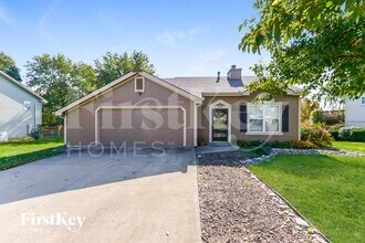 Building Photo - 609 Rosehill Dr