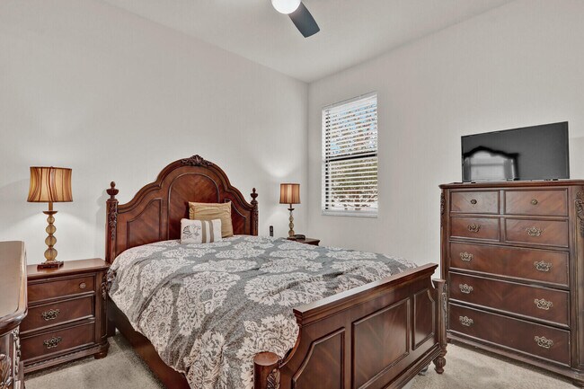 Building Photo - 9204 SW Arco Wy