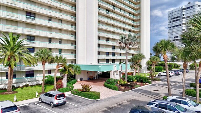 Building Photo - 9940 S Ocean Dr