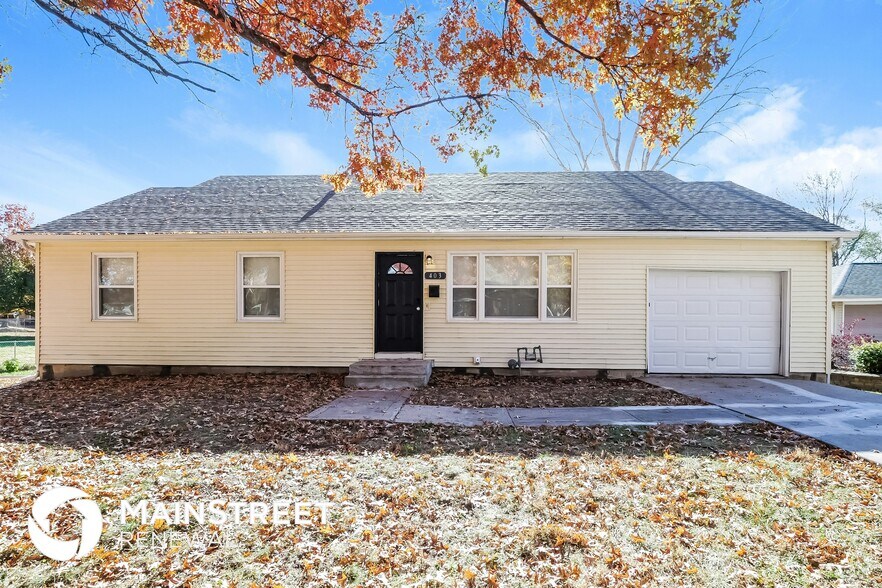 Primary Photo - 403 E 9th St