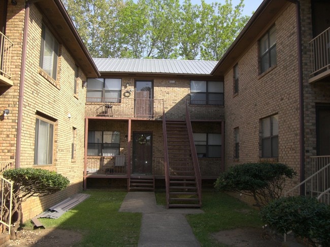Building Photo - Show Place Apartments