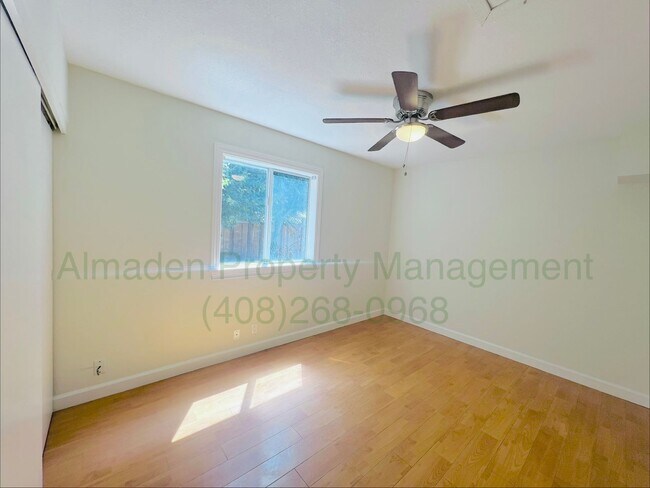 Building Photo - 924 Almaden Ave