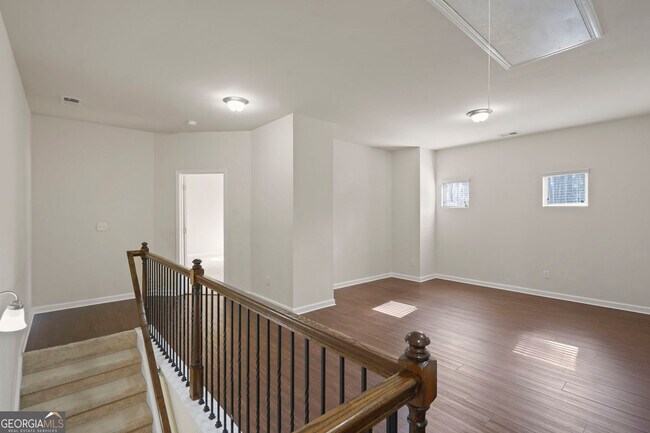 Building Photo - 2680 Ogden Trl