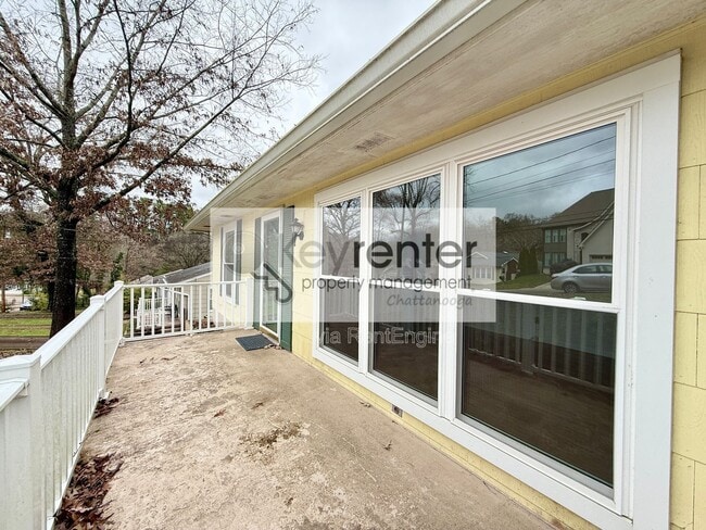 Building Photo - 1010 Summer St