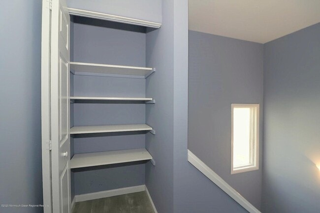 Building Photo - 207 E Winged Foot Ct