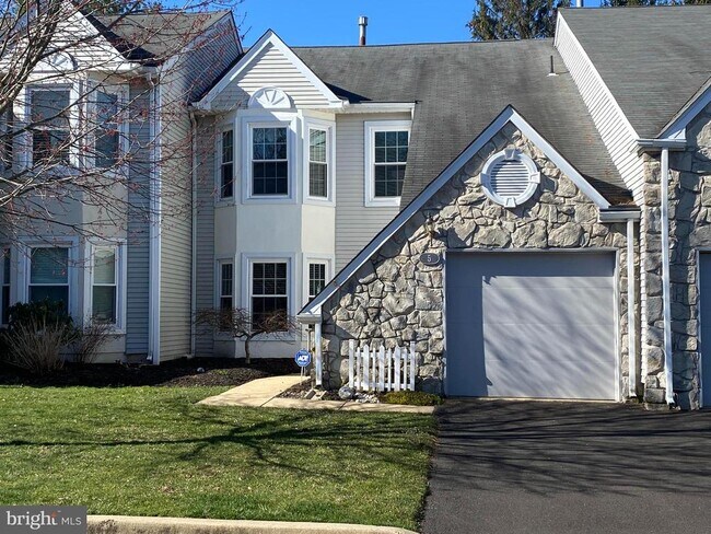 Building Photo - 5 Kanon Ct
