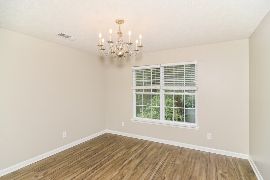 Building Photo - 1109 Modesto Ct