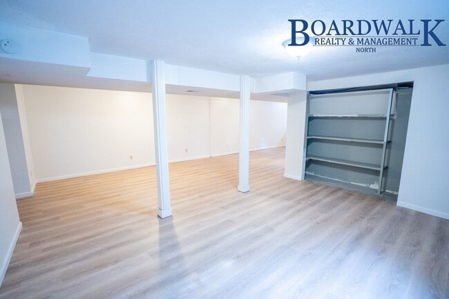 Building Photo - Updated 4 Bedroom Home in Beautiful Eden!