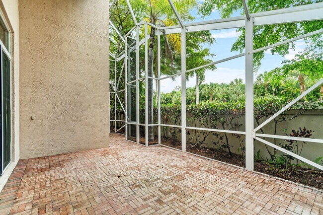 Building Photo - 7690 Hummingbird Ct