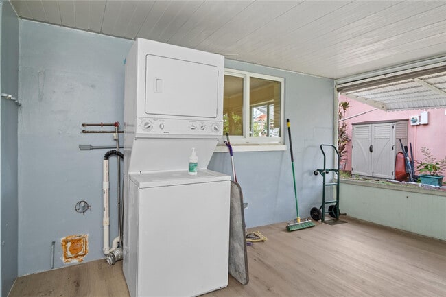 Building Photo - 4514 NW 49th Dr