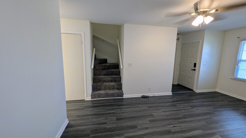 Living Room - 510 Basswood Ave