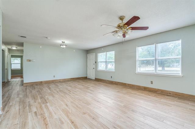 Building Photo - 116 Denton Dr