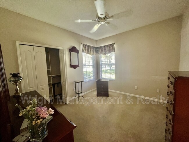 Building Photo - 6040 Sandhill Ridge Dr