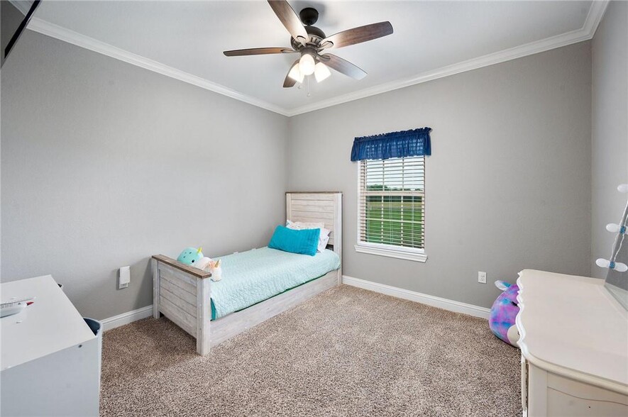 Building Photo - 754 Ziegler Ln