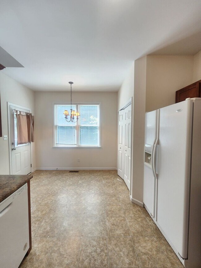 Building Photo - Rental House-Swannanoa, NC