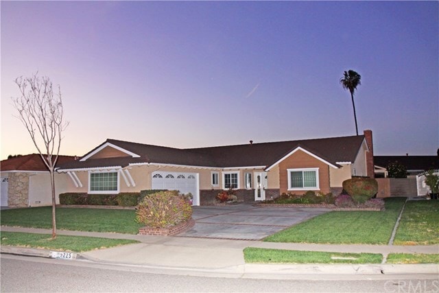 Building Photo - 9225 Talbert Ave