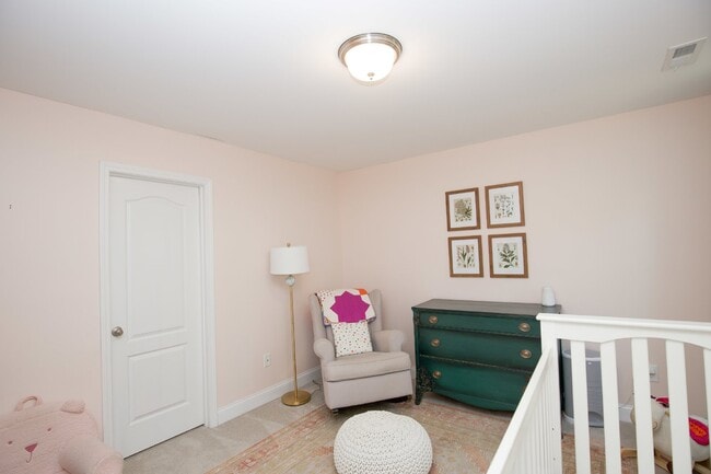 Building Photo - Spacious 5-Bedroom Home with 3 Full Bathrooms in Carthage, NC - Perfect for Your Family!