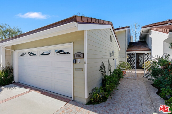 Building Photo - 32173 Sailview Ln