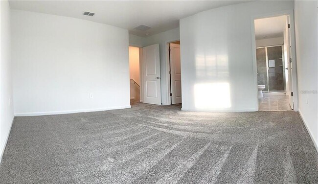 Building Photo - 15609 Water Spring Blvd