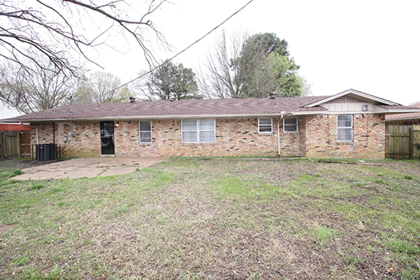 Building Photo - 1718 Borden Dr