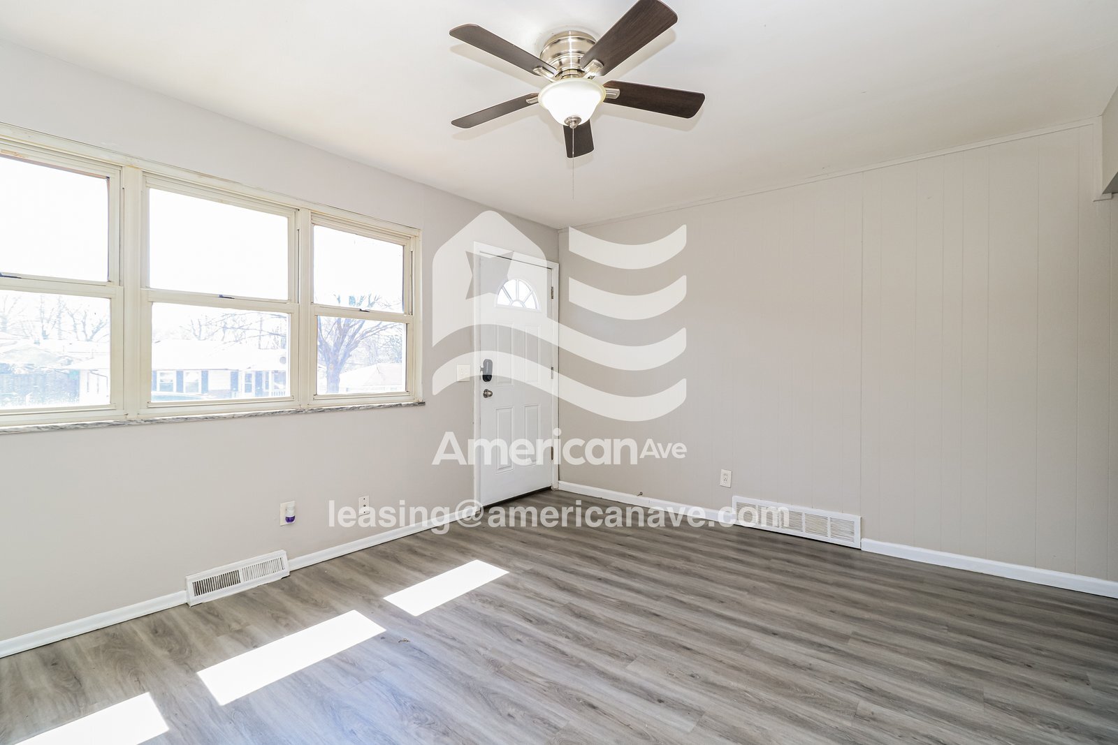 Building Photo - 1137 Maple Ave