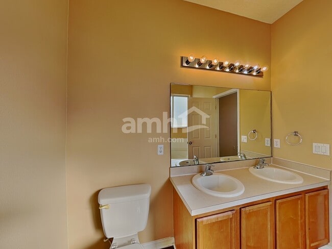 Building Photo - 1962 Kimlyn Cir