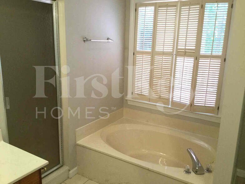 Building Photo - 3277 Embry Downs Ct