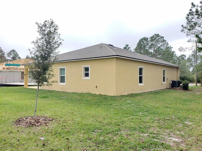 Building Photo - 57 Lee Dr