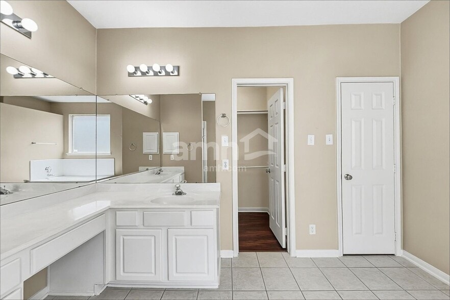 Building Photo - 25803 Bayou Arbor Ln