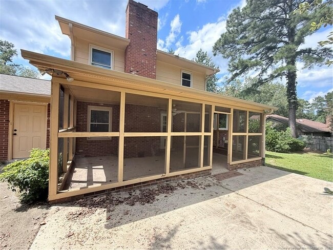 Building Photo - 5670 Blythewood Ln